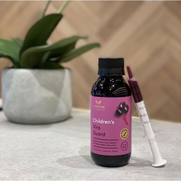 Siro Tăng Đề Kháng Khi Ốm Harker Herbals Children's Vira Guard Cho Bé