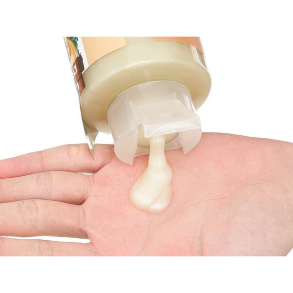 Sữa Tắm ST. Ives Soothing Body Wash Oatmeal & Shea Butter Yến Mạch Và Bơ Làm Dịu Da 650ML