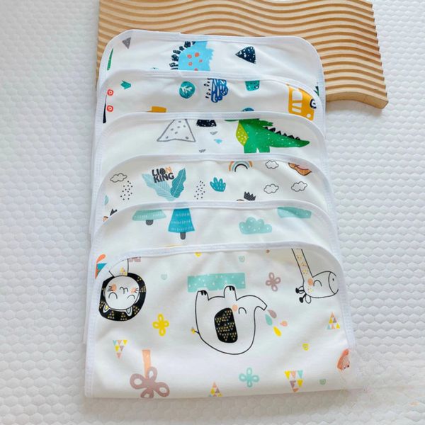 Tấm Lót Mông Chống Thấm Họa Tiết Cho Bé 30x30Cm, Set 5 Miếng Lót Hoạ Tiết Ngẫu Nhiên