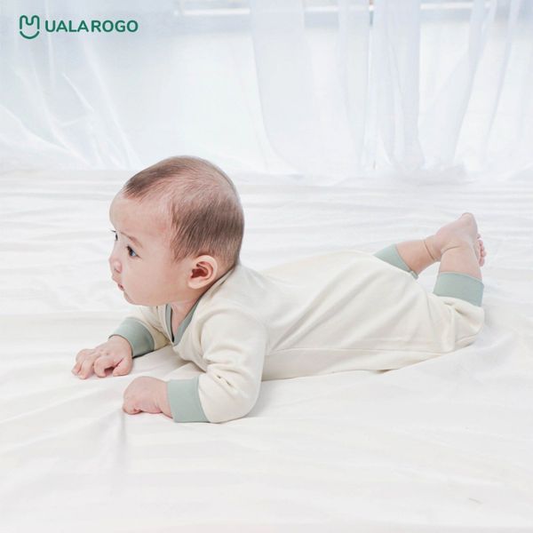 Bộ Nỉ Body Liền UALA ROGO UR3545 hu Đông Ấm Cho Bé 0-12M