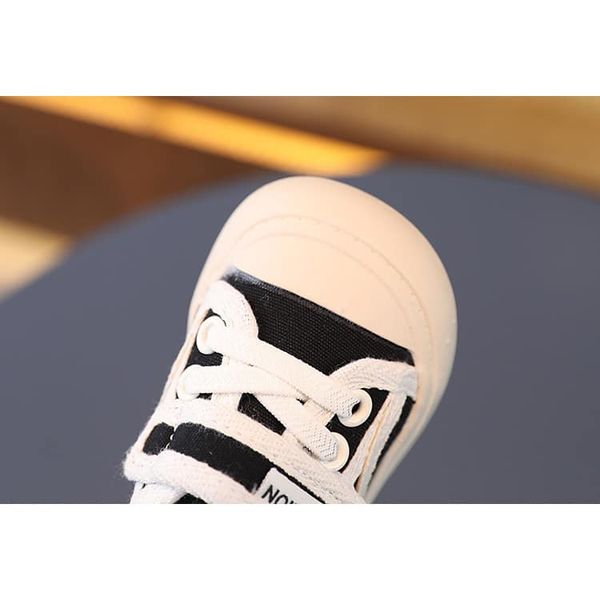 Giày Thể Thao Phối FASHION 3 Màu Cho Bé - Size 22-26