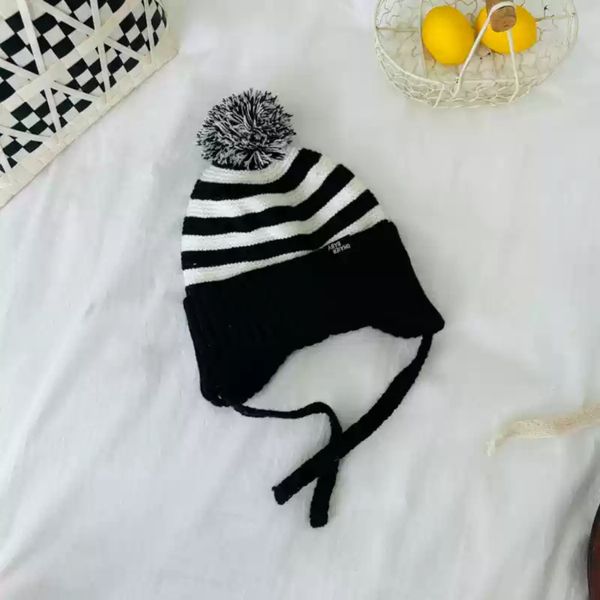 Mũ Len Kẻ Sọc Bịt Tai Mùa Đông Cho Bé Trai Bé Gái