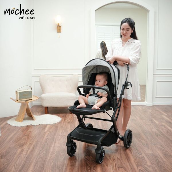 Xe đẩy Gấp Gọn Mochee MC047, Xoay 2 Chiều, Khung Thép Cao Cấp, Gấp Gọn Tiện Lợi Cho Việc Du Lịch