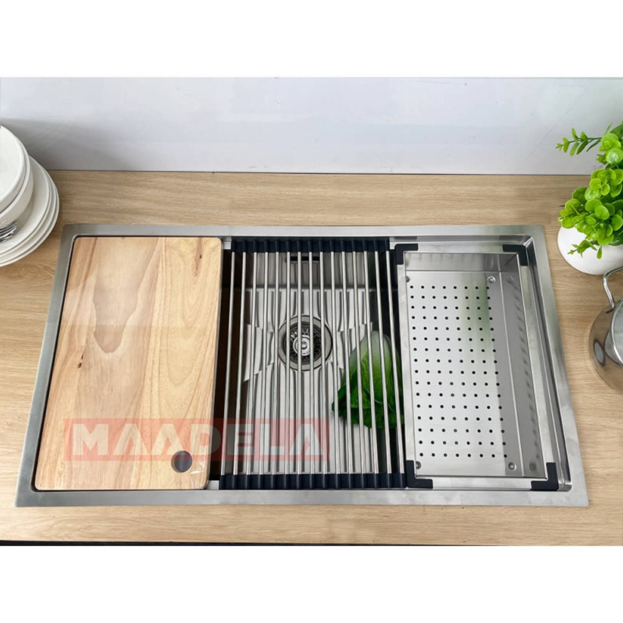  Chậu rửa chén Maadela MDS-8245FSU 