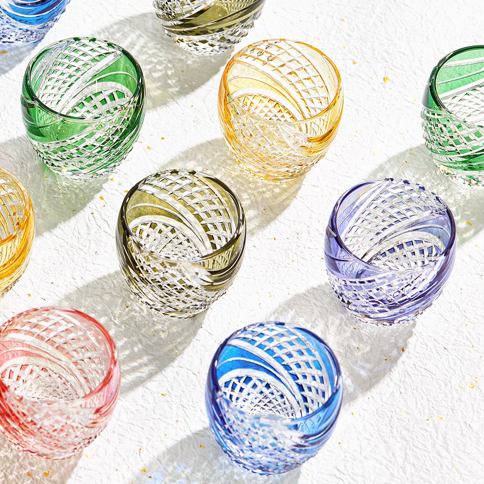 Ly pha lê sake Edo Kiriko “Fish scales strip" 80ml màu xanh cobalt | Kagami Crystal T535 - 2044-CCB