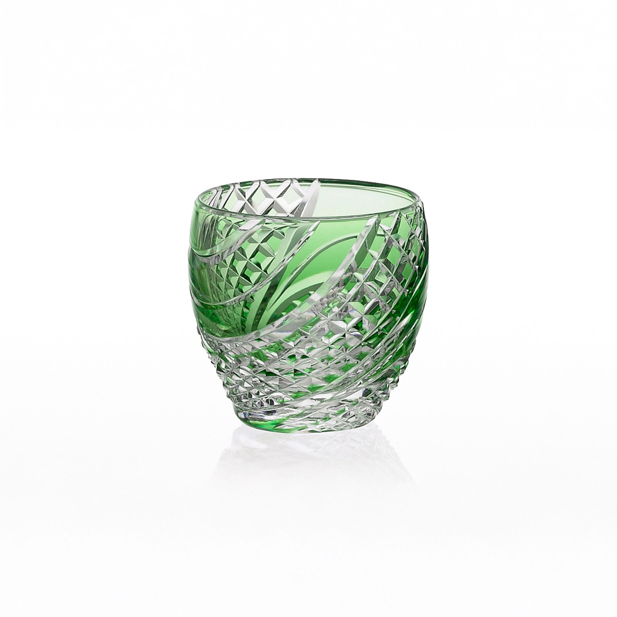 Ly pha lê sake Edo Kiriko “Fish scales strip" 80ml màu xanh lá | Kagami Crystal T535 - 2044-CGR