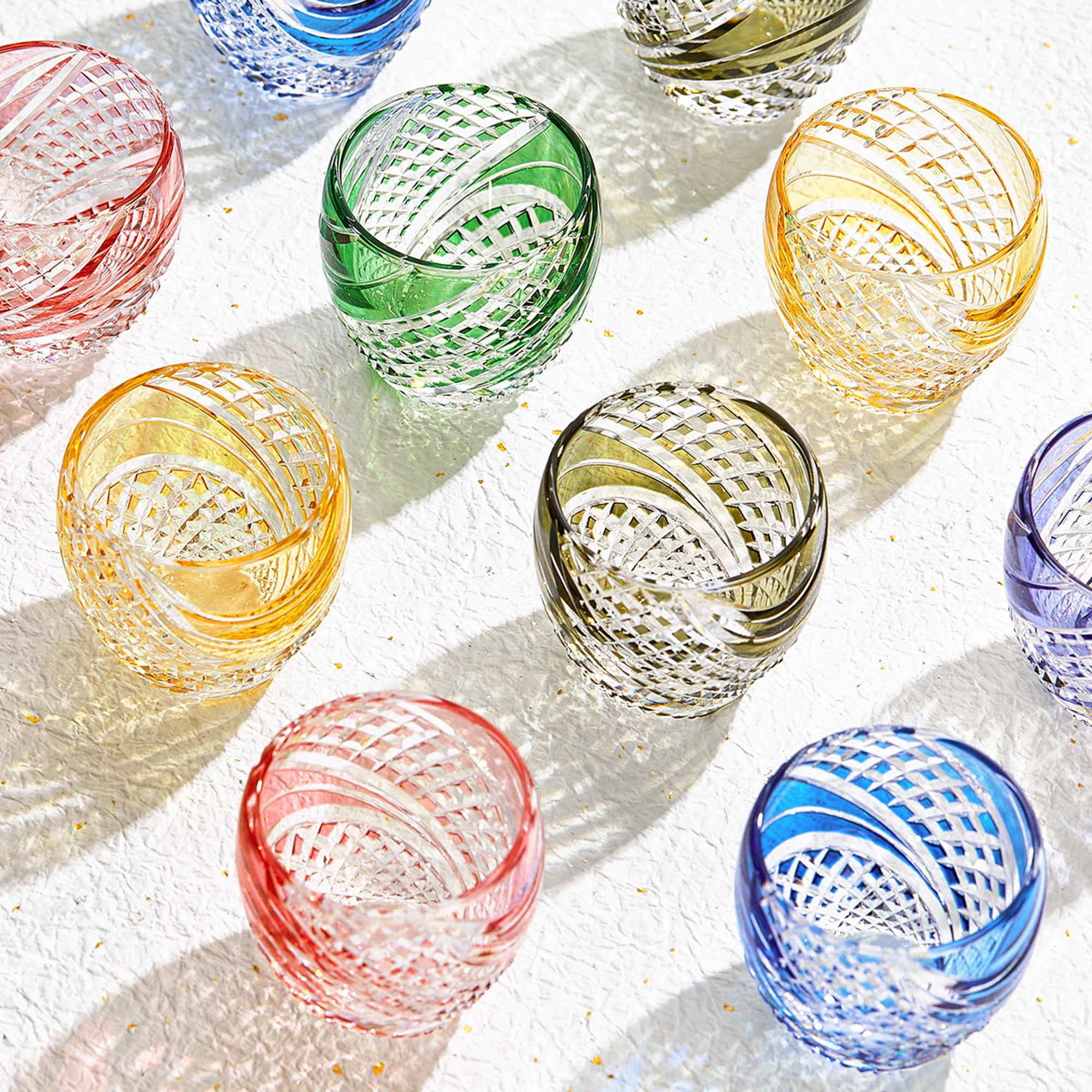 Ly pha lê sake Edo Kiriko “Fish scales strip" 80ml màu vàng | Kagami Crystal T535 - 2044-CUM