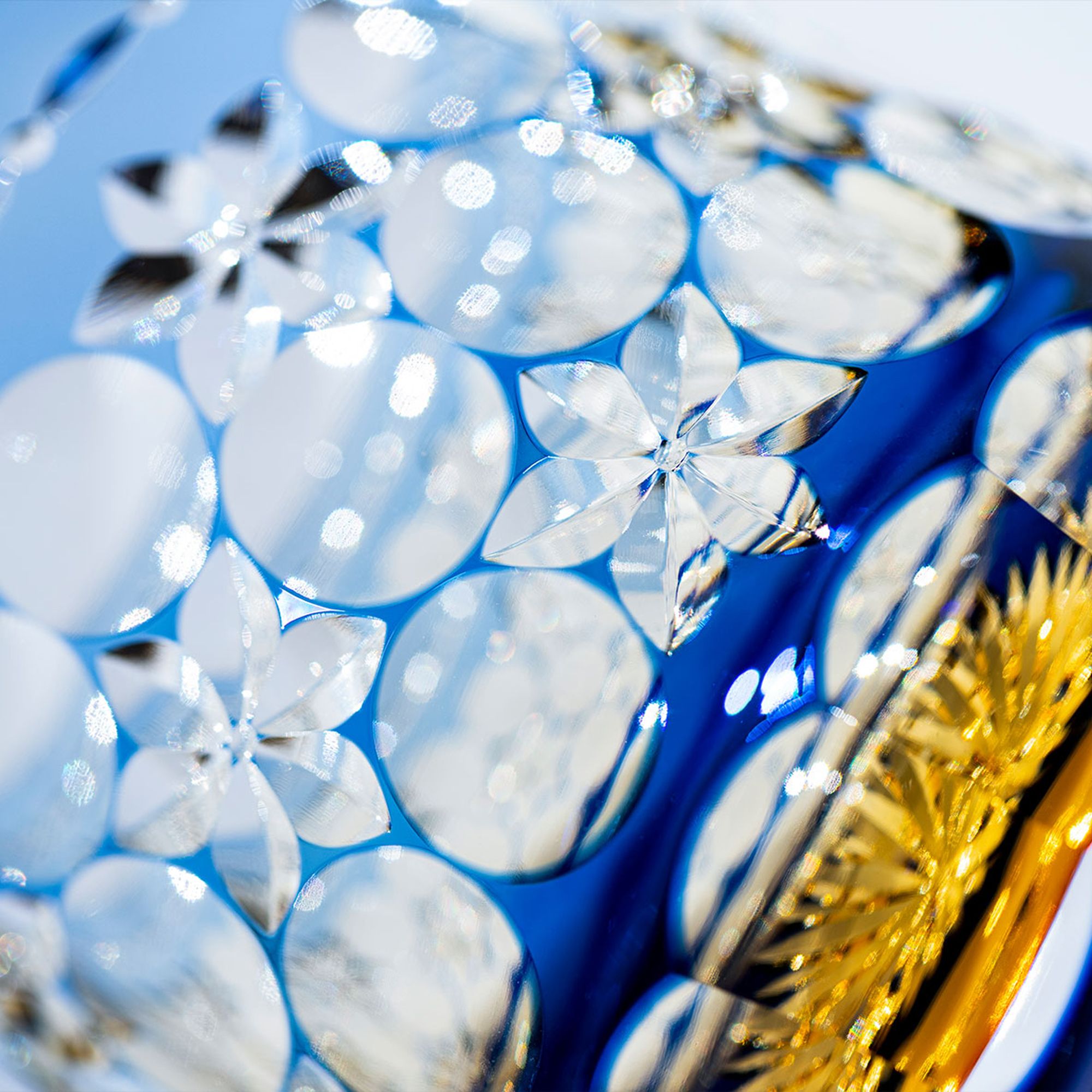 Ly pha lê rock glass Edo Kiriko "Tamamai" 330ml xanh cobalt được chế tác bởi nghệ nhân Hideaki Shinozaki | Kagami Crystal T754 - 2708-WUB