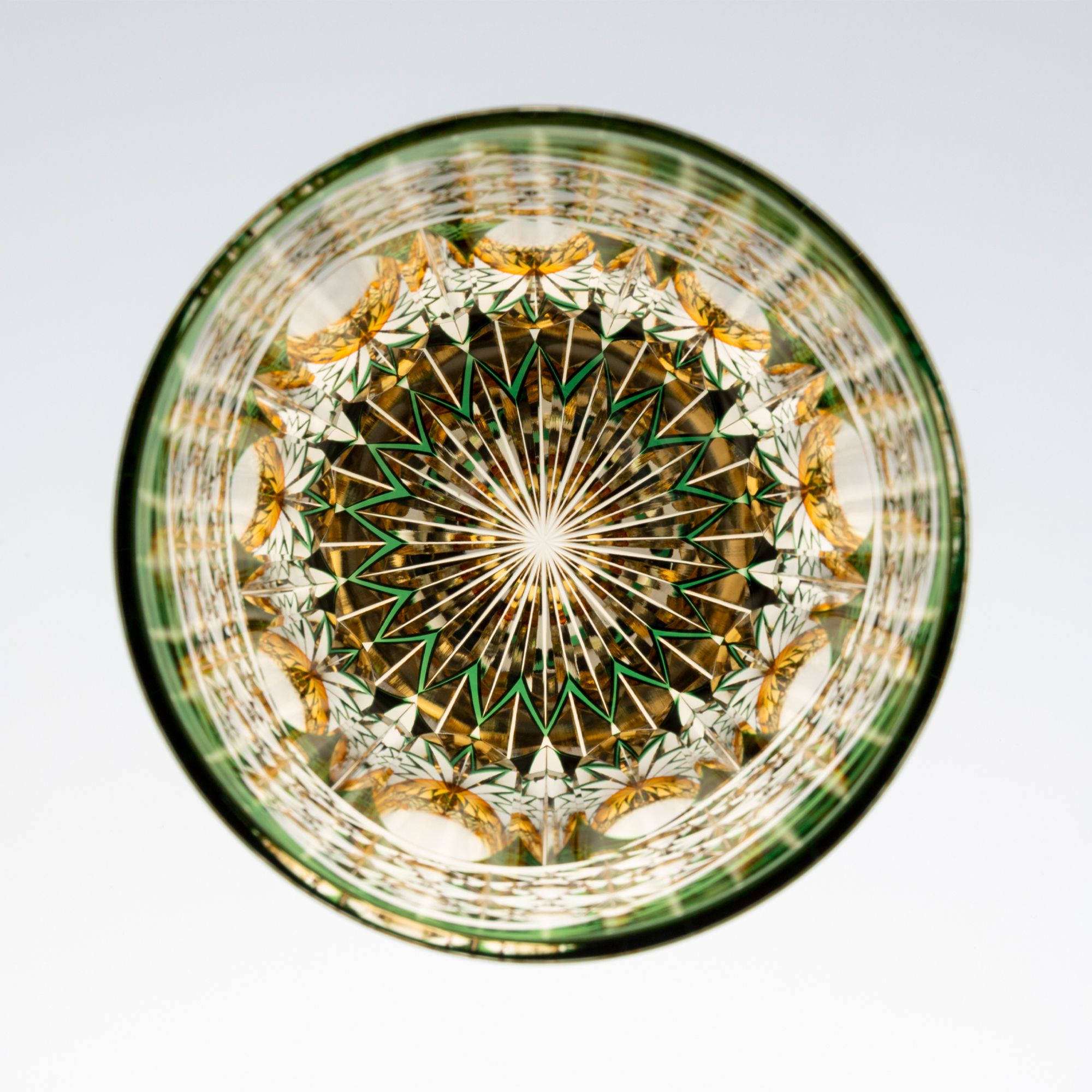 Ly pha lê rock glass Edo Kiriko "Gyoukou" 320ml màu xanh lá được chế tác bởi nghệ nhân Satoshi Nabetani | Kagami Crystal T755 - 2971-WUG