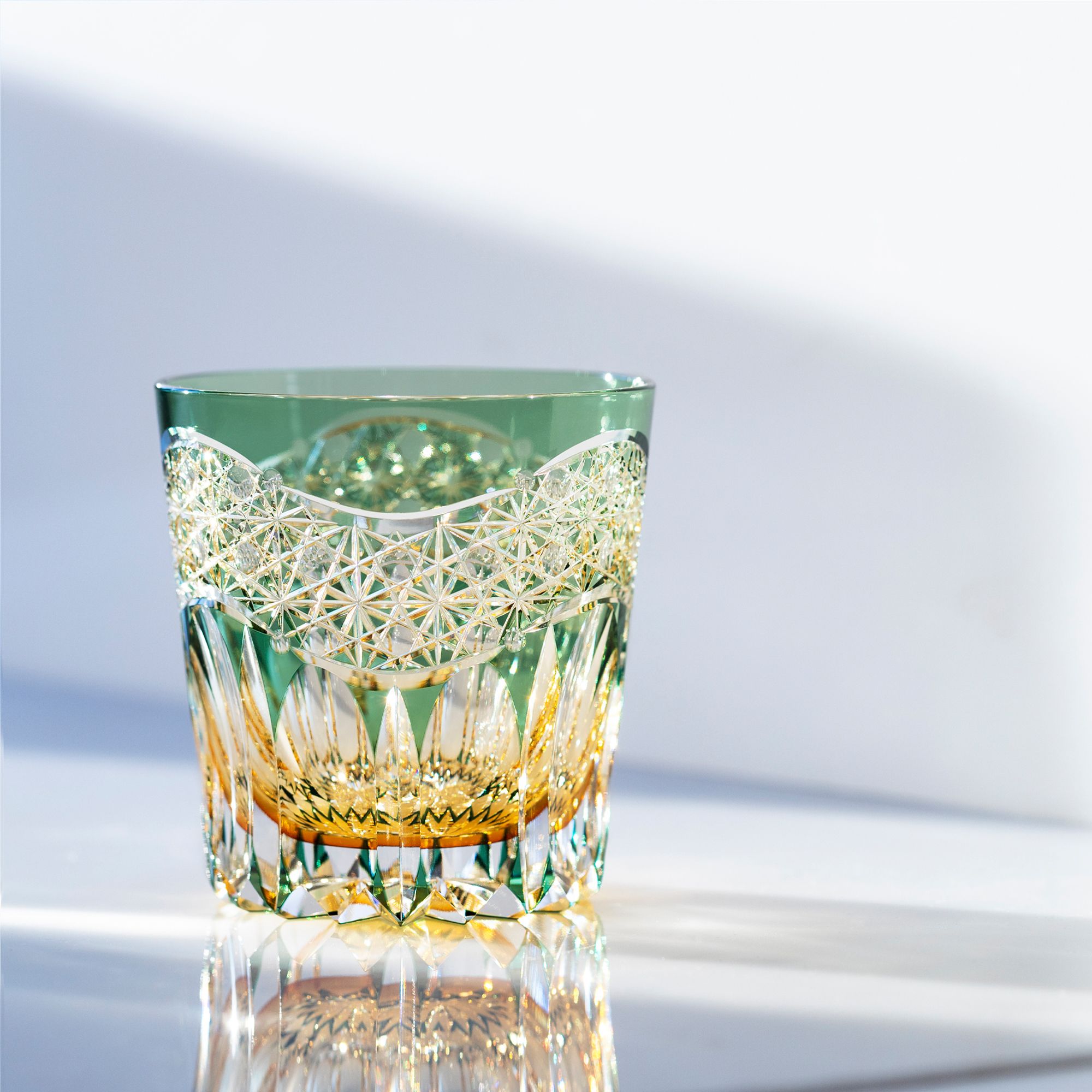 Ly pha lê rock glass Edo Kiriko "Gyoukou" 320ml màu xanh lá được chế tác bởi nghệ nhân Satoshi Nabetani | Kagami Crystal T755 - 2971-WUG