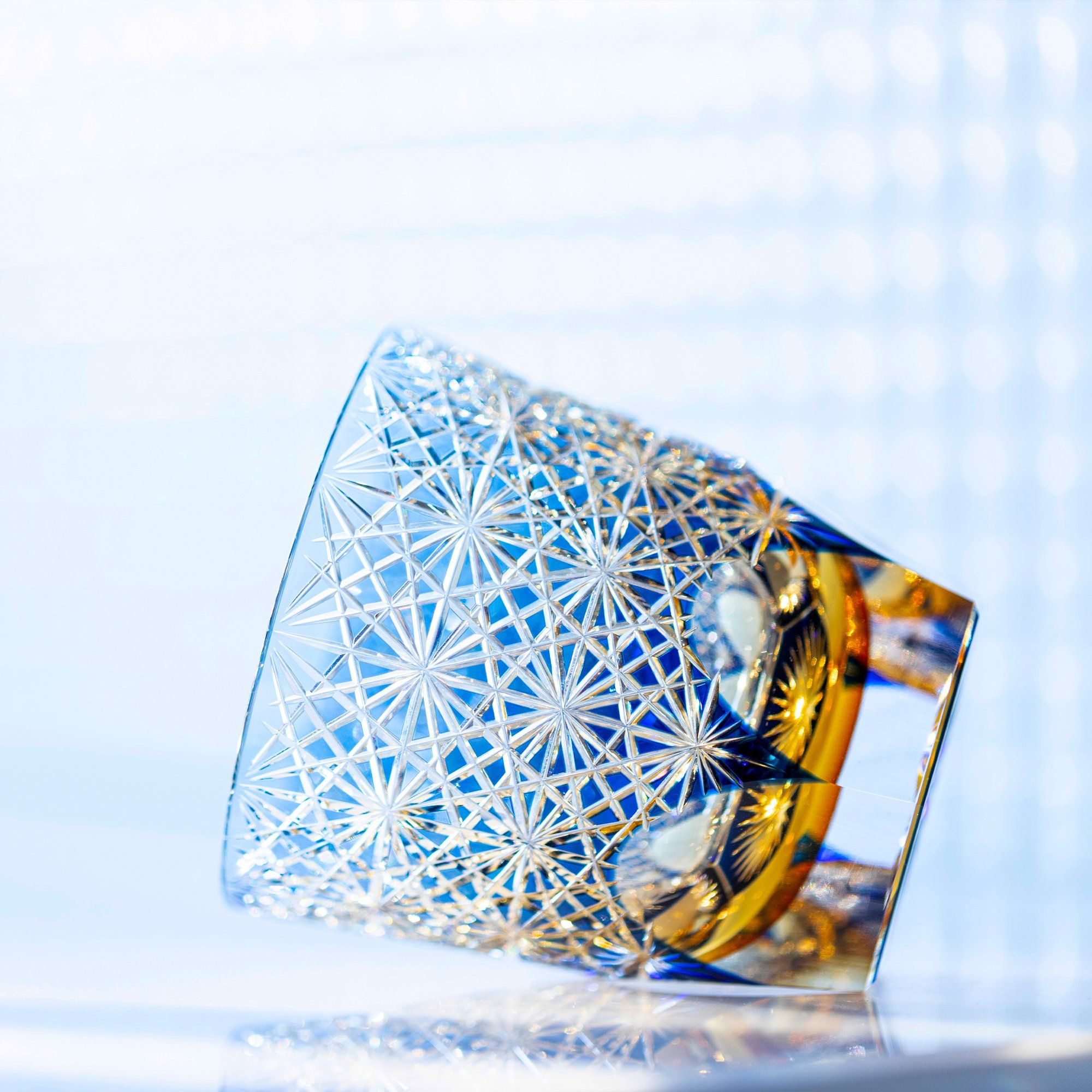 Ly pha lê rock glass Edo Kiriko "Ogiku" 320ml xanh cobalt được chế tác bởi nghệ nhân Junichi Nabetani | Kagami Crystal T755 - 2973-WUB