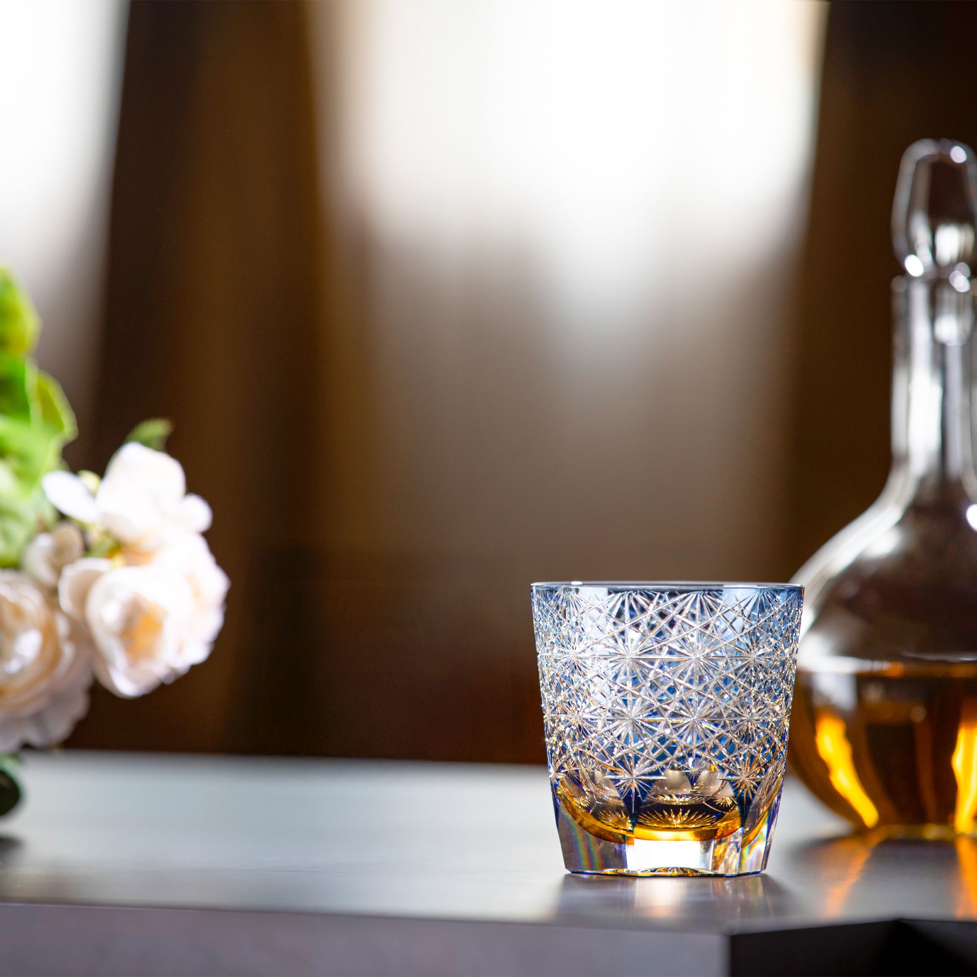 Ly pha lê rock glass Edo Kiriko "Ogiku" 320ml xanh cobalt được chế tác bởi nghệ nhân Junichi Nabetani | Kagami Crystal T755 - 2973-WUB