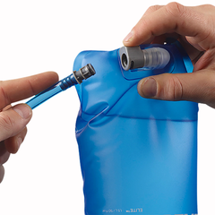 Bình Chứa Nước Salomon Soft Reservoir 1.5L LC1916200 Clear Blue