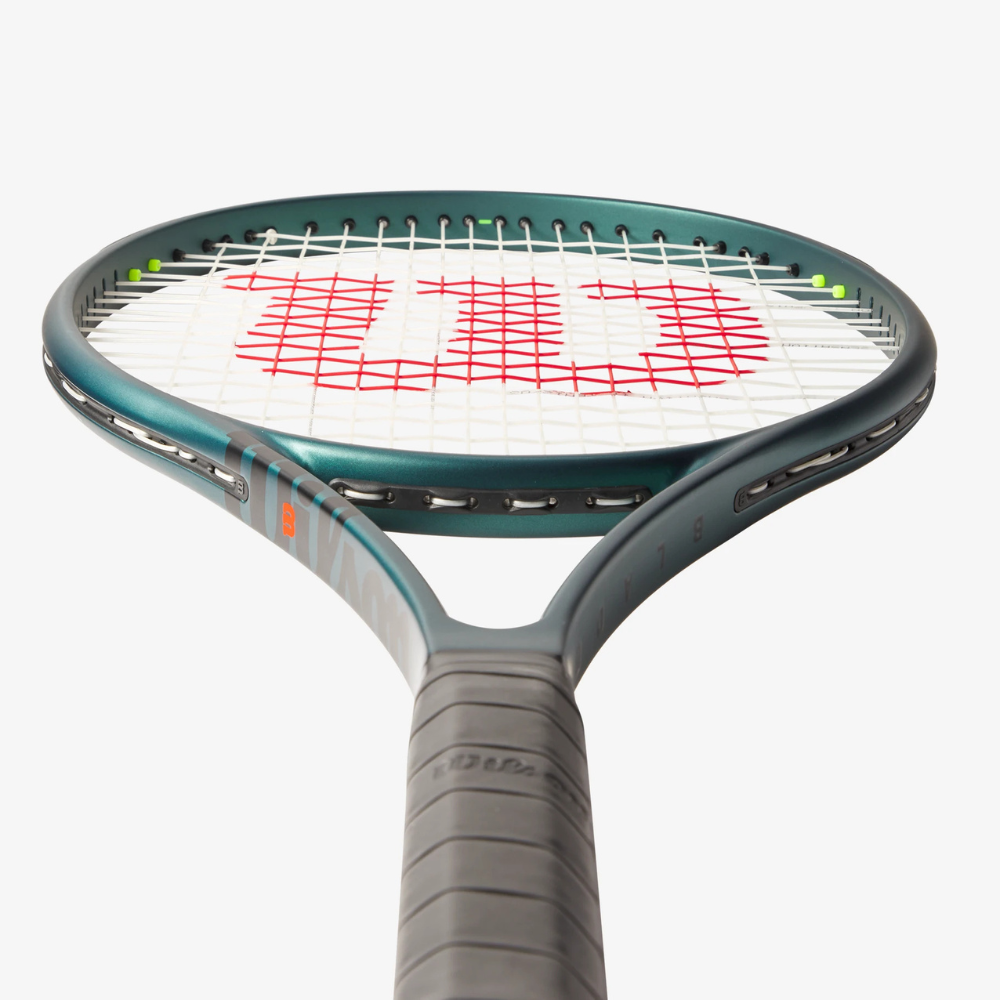 Vợt Tennis Wilson Blade 104 V9 FRM WR150011U