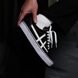  Giày BM Classic - thiết kế thời trang, năng động, trẻ trung dễ phối đồ dành cho mọi lứa tuổi 