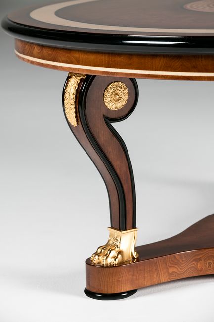 COFFEE TABLE SINGULAR PIECES