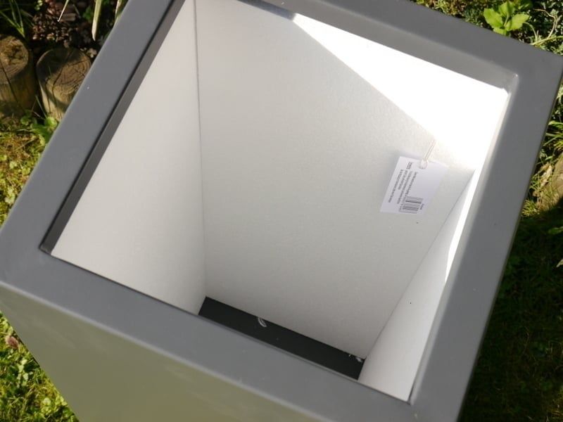 CHẬU CÂY TRỤ CAO