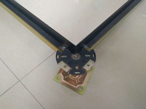  Sàn Nâng Kỹ Thuật Ceramic Finish 