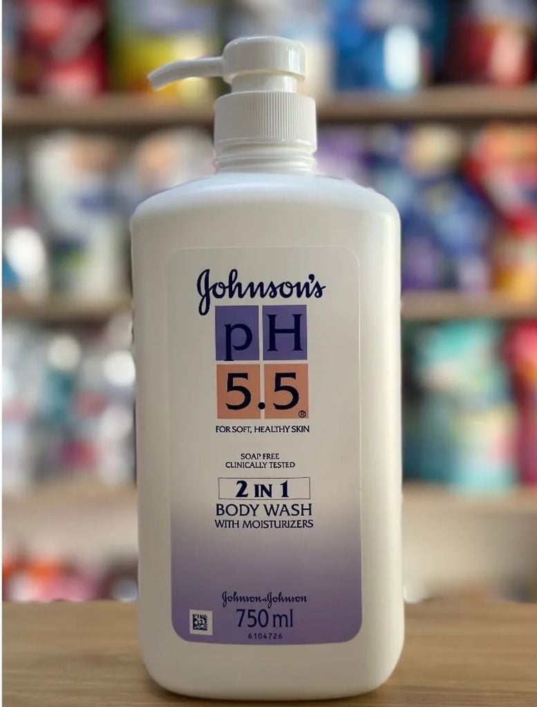 Sữa Tắm Johnson's Adult pH 5.5 Cho Người Lớn 750ml