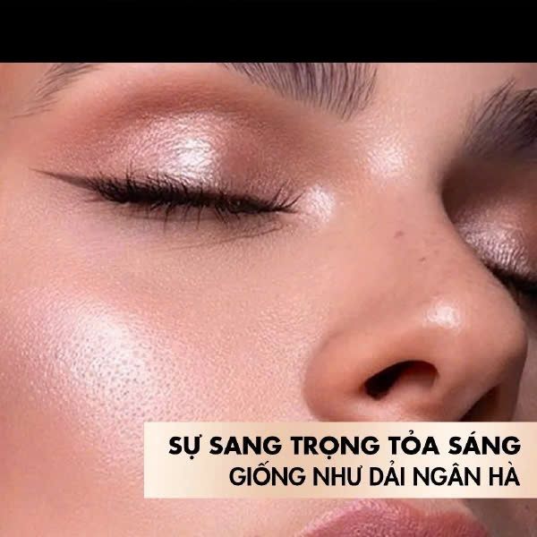 Phấn bắt sáng Catrice More Than Glow Highlighter