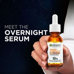 Serum Garnier sáng da mờ thâm ban đêm 10% Vitamin C 30ml