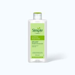 Nước hoa hồng Simple Kind to Skin Soothing Facial Toner 200ml