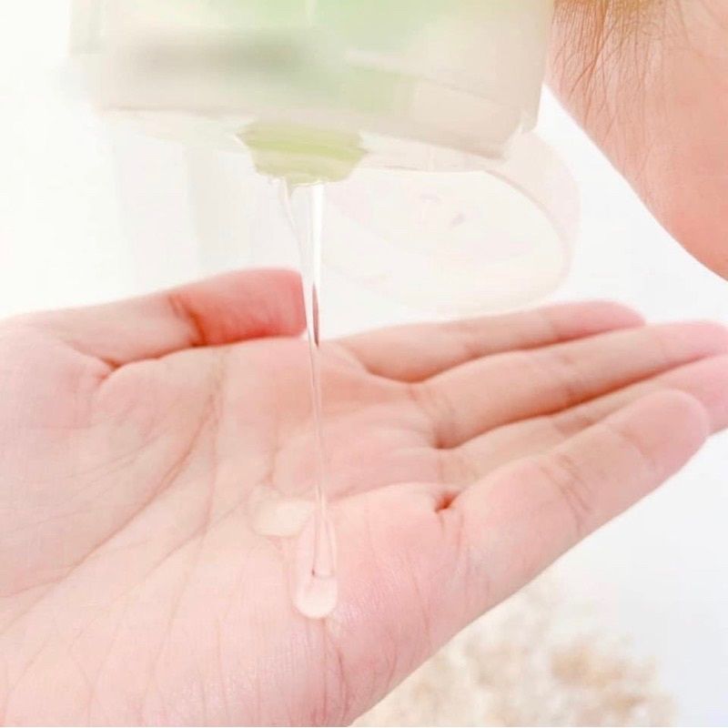 Sữa rửa mặt Simple Refreshing Facial Wash Gel