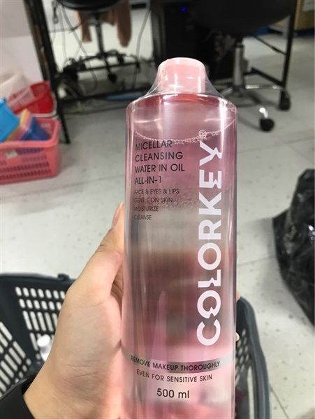 Nước tẩy trang 2 lớp Colorkey Micellar Cleansing Water In Oil 500ml