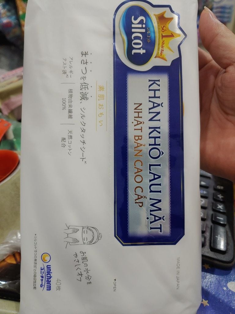 Khăn khô lau mặt Silcot 40 miếng