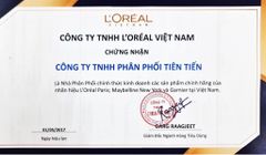 Serum Garnier sáng da mờ thâm ban đêm 10% Vitamin C 30ml