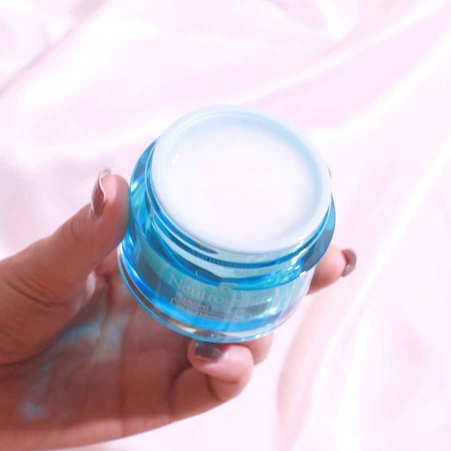 Mặt nạ ngủ cấp nước Neutrogena Hydro Boost 3D sleeping mask 50g