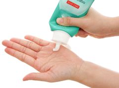 Kem rửa mặt Kem Rửa Mặt Hada Labo Cho Da Mụn Và Nhạy Cảm 80g
