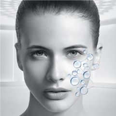 Xịt Dưỡng Ẩm Eucerin Hyaluron Mist Spray Sensitive Skin Dành Cho Da Nhạy Cảm