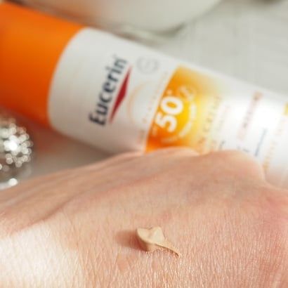Kem Chống Nắng Eucerin Cho Da Lão Hóa SPF 50 50ml Sun Fluid Photoaging Control SPF 50+