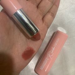 Son Dưỡng Có Màu Silkygirl Moisture Rich Lipcolor 3,2g