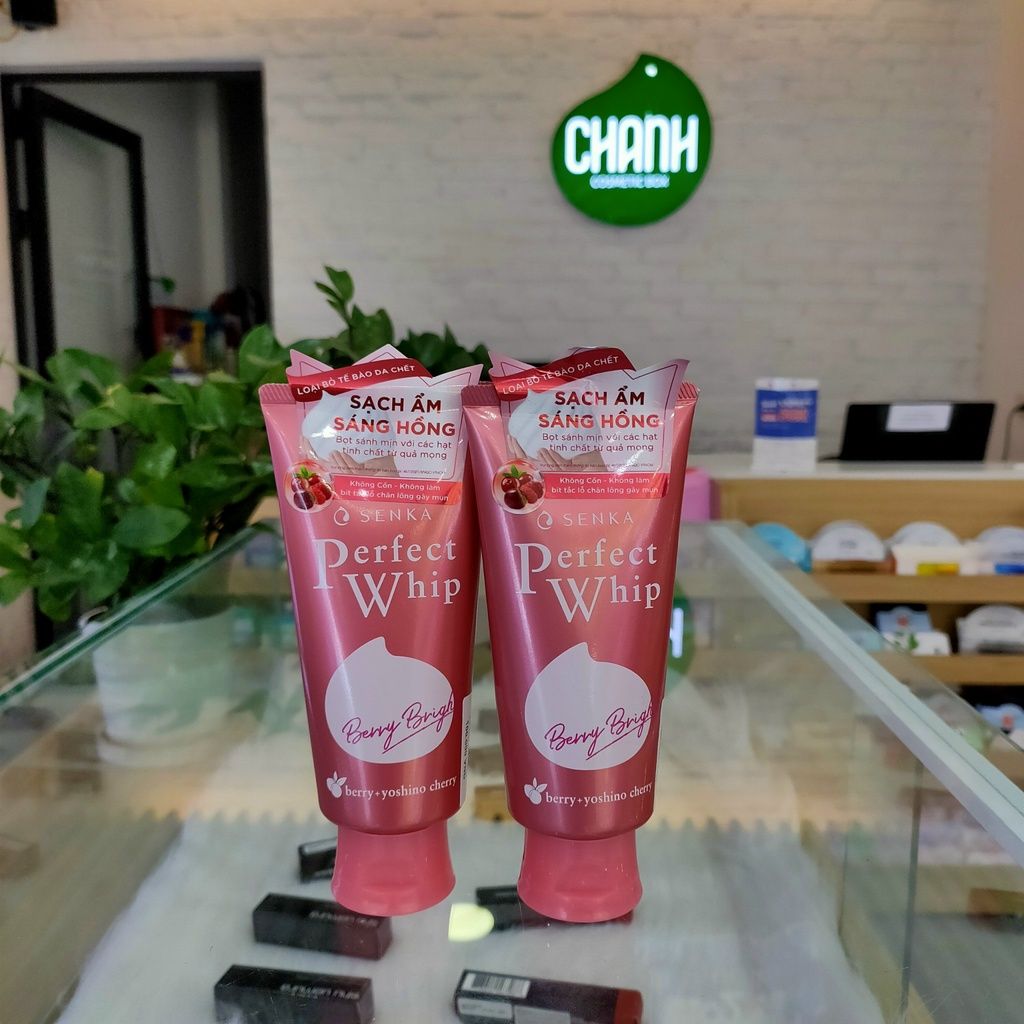 Sữa Rửa Mặt Làm Sạch Sâu, Sáng Hồng Senka Perfect Whip Berry Bright