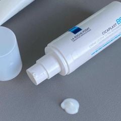 Kem Dưỡng Cấp Ẩm, Làm Dịu, Phục Hồi Da La Roche-Posay Cicaplast B5 Ultra-Repair Light Cream 40ml