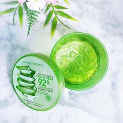 Gel Lô Hội Nature Republic Aloe Vera 92% Soothing Gel 300ml