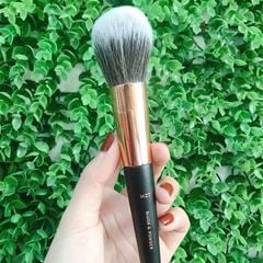 Cọ Phủ Phấn & Má Hồng Đầu Tròn Vacosi M27