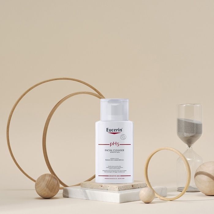 Sửa Rửa Mặt Eucerin Dành Cho Da Nhạy Cảm pH5