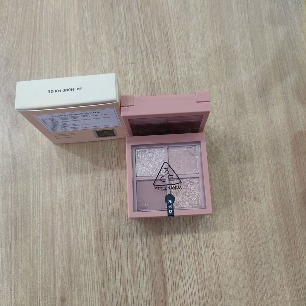 Bảng Phấn Mắt 4 Màu Siêu Lung Linh 3CE Mini Multi Eye Color Palette