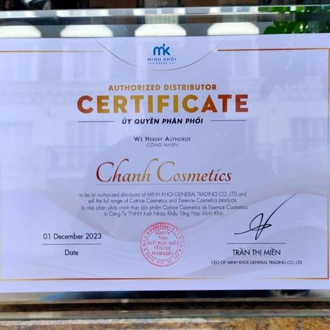 Kem lót Catrice Prime And Fine