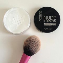 Phấn phủ dạng bột Catrice Nude Illusion Loose Powder Transparent Matt