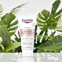 Sửa Rửa Mặt Eucerin Dịu Nhẹ Làm Sáng Da Spotless Brightening Gentle