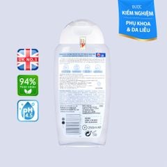 Dung dịch vệ sinh phụ nữ cao cấp cho da nhạy cảm Femfresh 0% Sensitive Intimate Wash 250ml