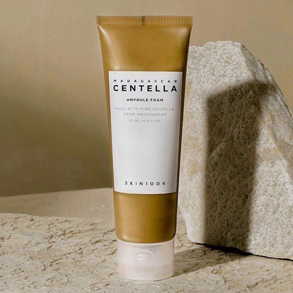 Sữa Rửa Mặt Skin1004 Madagascar Centella Ampoule Foam 125ml