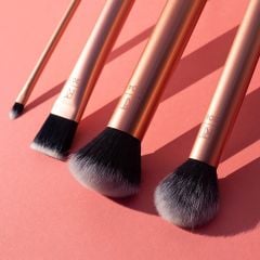 Bộ Cọ Trang Điểm Real Techniques Flawless Base Set 4 Cây Flawless Base Set