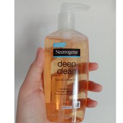 Sữa Rửa Mặt Neutrogena Làm Sạch Sâu Dạng Gel Facial Cleanser Deep Clean 150ml