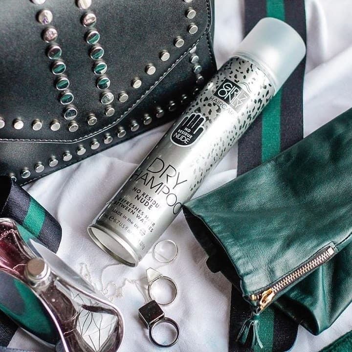 Dầu gội khô Girlz Only Dry Shampoo 200ml