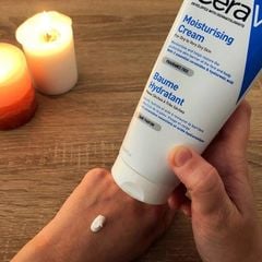 Kem Dưỡng Ẩm CeraVe Moisturising Cream Dành Cho Da Khô